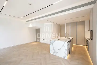 Extended Throughout | Marble Finish | Upgraded