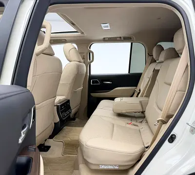 صورة 17 لـ 2025 Toyota LAND CRUISER