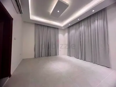 Spacious Studio Available In Villa