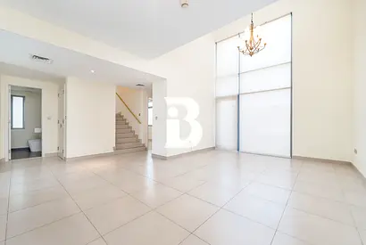 Spacious 3BR Duplex | Vacant | Community Living