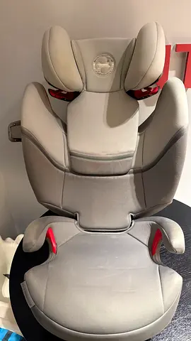 Used grey high-back booster car seat (suitable for older child)