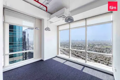 Spacious Fitted | Open Layout | Community Expert