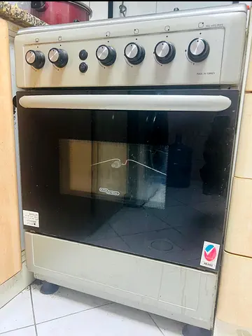 Gas