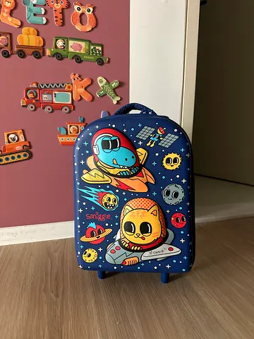 Smiggle junior travel bag