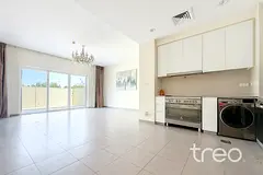 Corner Unit | Landscaped Garden | Modern