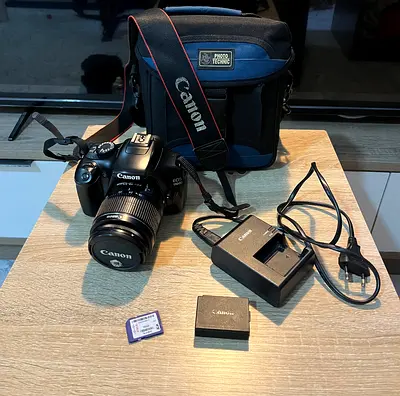Canon EOS 1100D DSLR kit with 18-55mm lens, bag, charger and battery