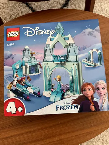 LEGO Disney Frozen Ice Castle (43194) - Brand New Sealed