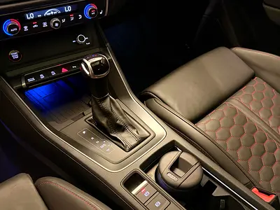 2024 AUDI RS Q3 photo 9