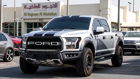 فورد رابتر خليجى بحاله ممتازه تشيكات الوكاله وباقى عليها تشيك مجانى بالوكاله