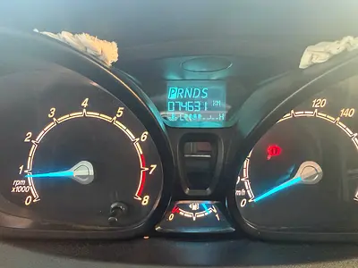 2013 FORD FIESTA 照片 5