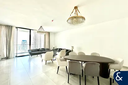 Luxury | Furnished | Available September