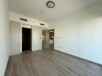 High-Floor 1BR | Brand New | Park View