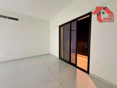 3 Bedroom | Stylish & Bright | City & Skyline View