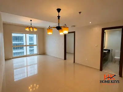 غرفة نوم واحدة مطلة على وسط المدينة | أجنحة ألور | تصميم مشرق غير مفروش