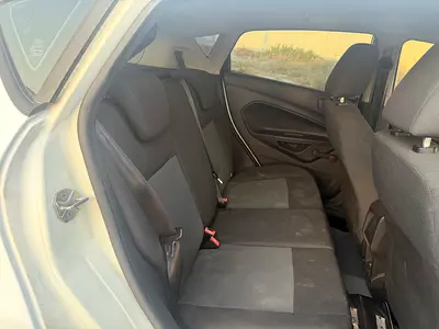 2013 FORD FIESTA 照片 11