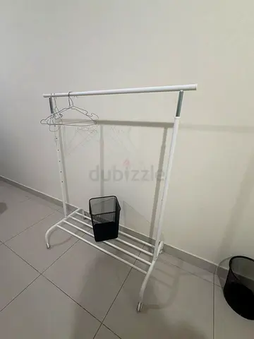 Cloth rail/hanger