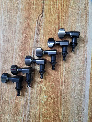 6 Right Guitar Tuning Head