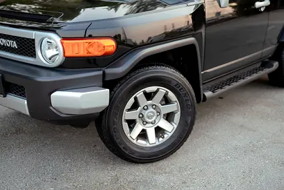 صورة 3 لـ 2023 Toyota FJ CRUISER