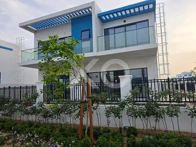 6 BR + Maid Villa for Rent | Santorini
