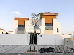 Vacant | Double Row | Spacious 6BR + Maid Villa