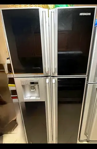 Hitachi double-door refrigerator with water dispenser - good condition