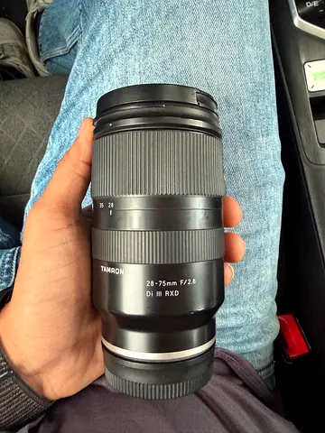 Tamron 28-75mm f/2.8 Di III RXD Lens (Sony E-mount) - Good Condition