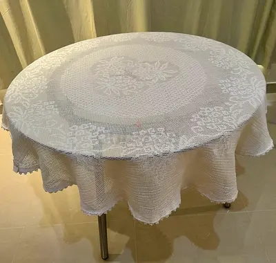 Round Table cloth مفرش طاولة دائري