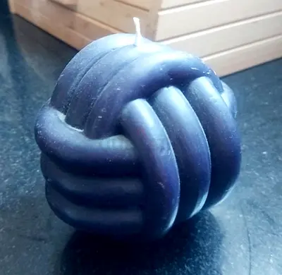HAND MADE DECORATIVE CANDLE