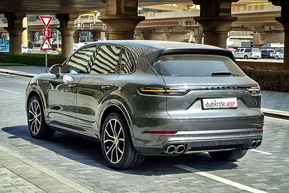 صورة 8 لـ 2019 Porsche CAYENNE