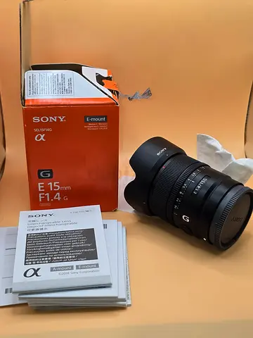 SONY E 15mm F1.4 G lens