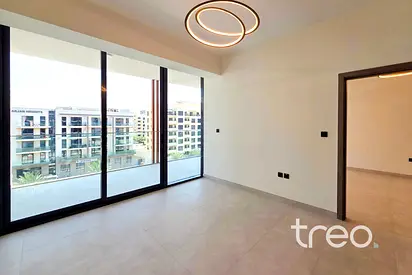 1 bed | Large layout | High end