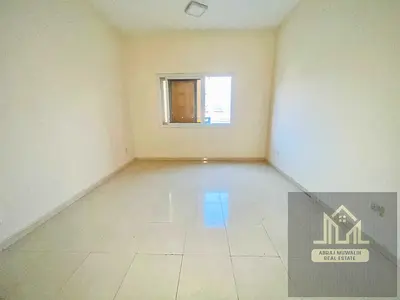 Good looking like a beautiful apartment 1bhk close India school neat and clean family building just in 30k