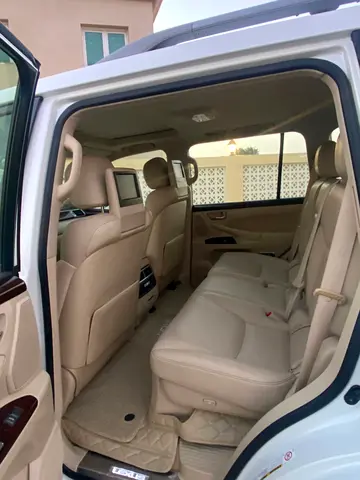 صورة 10 لـ 2015 Lexus LX-SERIES