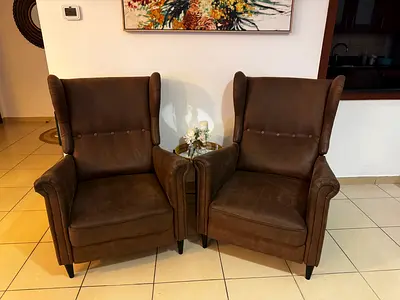 Armchair recliner
