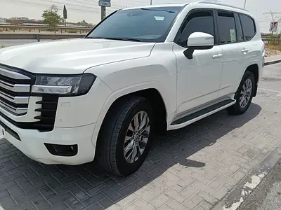 2022 Toyota LAND CRUISER photo 4