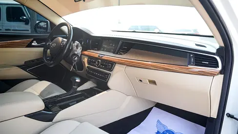 2020 KIA CADENZA 照片 8