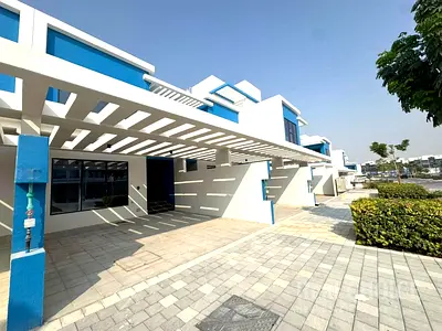 Landscaped Garden|Family-Friendly Community|Modern