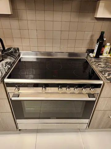Siemens iq700 Electric ceramic stove 90x60cm freestanding
