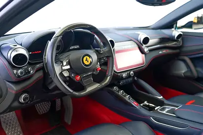 صورة 6 لـ 2017 Ferrari GTC4 LUSSO