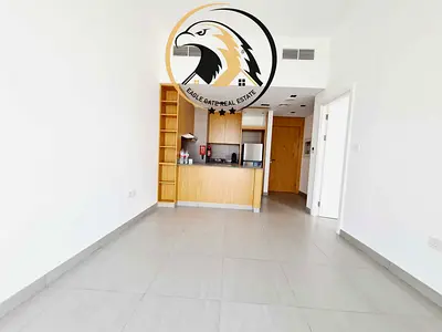One Bedroom With Kitchen Appliances Prime Location