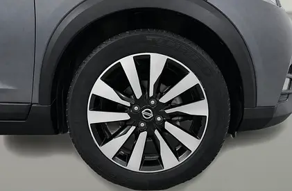 2020 Nissan KICKS photo 12