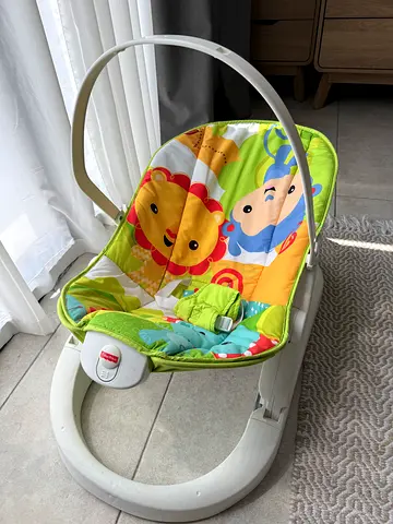 Fisher-Price Baby Rocker/Bouncer with Colorful Lion Print - Good Condition