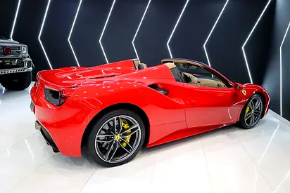 2017 Ferrari 488 photo 11