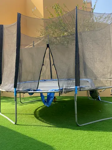 Used 10ft Trampoline with Safety Net — Good Condition,have to fix by whoever buys it