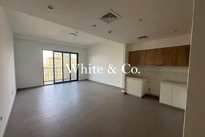 Modern 1BR | Prime Location | Park Access