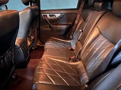 صورة 4 لـ 2017 Infiniti QX70