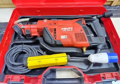 HILTI DD 30-W CORING MACHINE