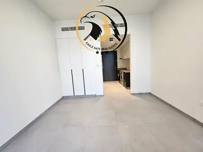 Luxurious Studio Apartment available with good view