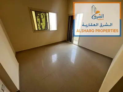 غرفتين وصالة | ثاني صف من كورنيش عجمان | بلكونة | إطلالة ممتازة | 30,000 درهم