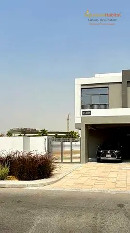 Large Plot with Garden | Vaastu | Corner & Single Row | Beachfront